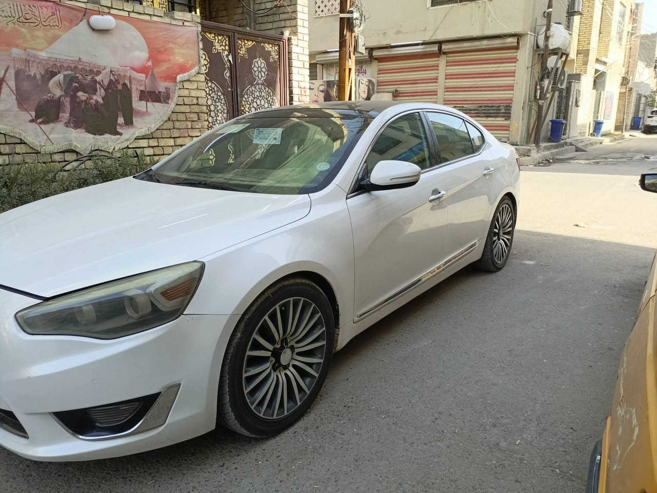 سلام عليكم شباب كيا كادنزا موديل 2014 بسمي سياره كفاله عامه من عدا الجاملغ الخلفي صفحه صدر بس صبغ بدون ضربه الباقي كله كفاله عامه من داعميه للداعميه فول vip مكينه ممفتوحه كير ممفتوح كله وضع بلادي من كولشي جاهزه مانقصها اي شي مكاني بغداد
السعر 133
***********
