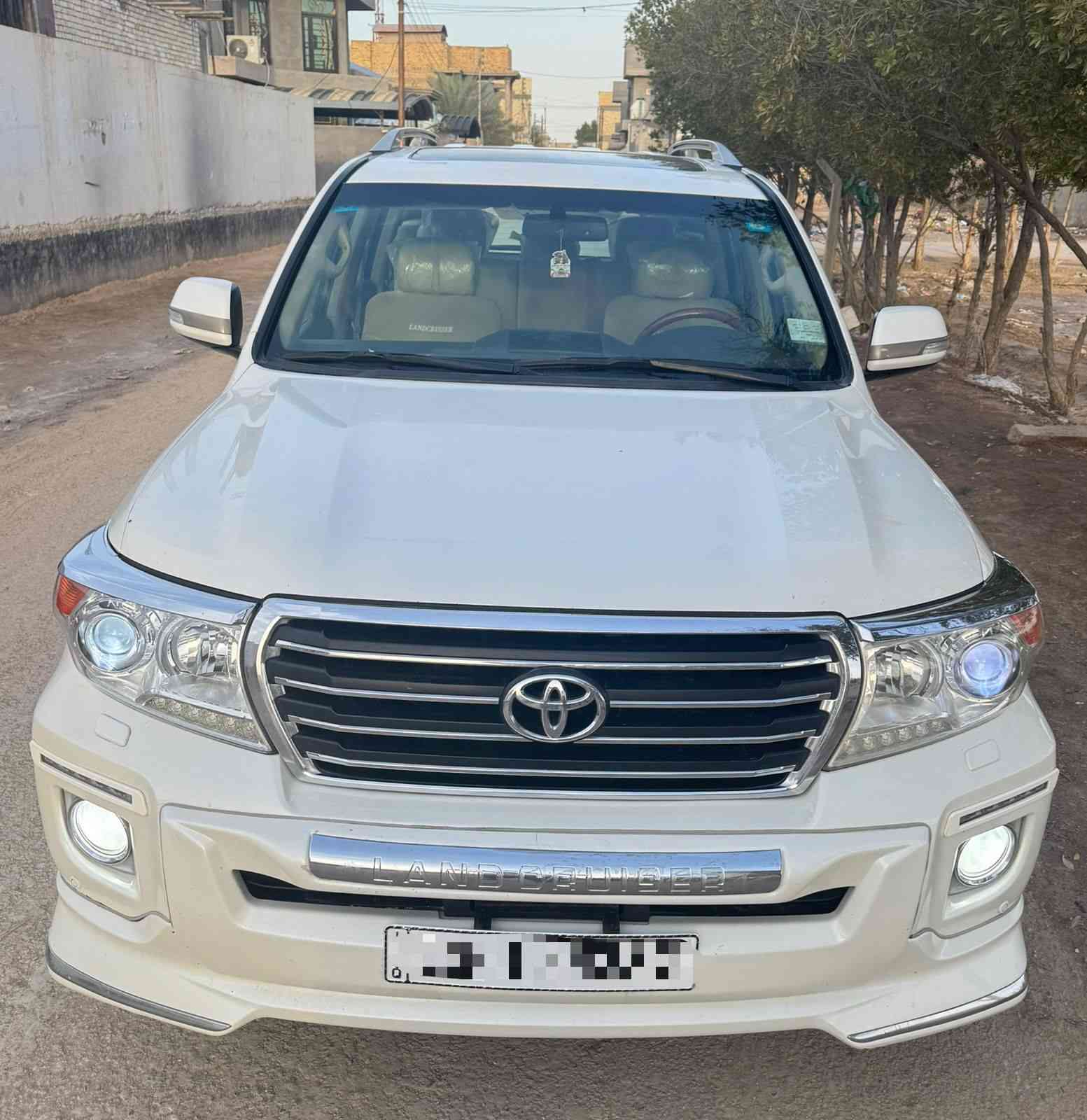 للبيع لاندكروز موديل 2013
رقم بغداد دولي الجديد 
مكفوله كفاله عامه جديده 
فقط بس الدعاميات صبغ
مواصفات سياره البريميه
السعر 360 ورقه وبيها مجال 
الأتصال على الرقم مكلف بنشر
***********
