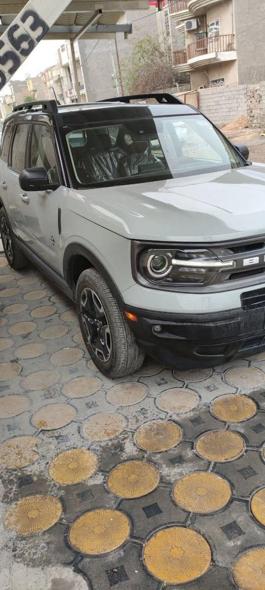 ﷽

‏Ford Bronco sport, لون مميز  سمنتى موديل ٢٢
سياره مرقم اربيل جاهز تحويل وكاله غرامات شرط
ضرر خفيف بدون ايرباك فقط  البرده وراجع سستم بنيد نفسه مصلح ومصبوغ
السعر :  170 و بيها مجال للطيبين 
حجر رادارات لايتات راديتر بلادى شرط 
بدون دواخل بدون شواصى 
محرك 3 سلندر 1500 تيربو🚀 6 نوزل 
كير ٨ سرع 
ماشيه قليل ٣٤ ميل 
تاخذ بانزين عادي 
مواصفات فول ١/١
فور ويل
كشنات جلد تدفئه وستيرن
داخل لونين
تو كلر قماره اسود وبانوراما
بصمه 
شاشه كاربلي ادرويد وعداد دجتال
سماعات سستم ومضخم ١٠ سمعات
كاميرا 
رادار 
حساس 
ويل كب كروم 
تشغيل عن بعد وفتح وغلق الجام عن طريق البصمه
فتح وقفل السياره عن طريق رمز 
تحكمات ستيرن 
تحديد سرعه 
نيظام ايكو سبورت  نورمال 
بعد بيها هواي مواصفات 
اتصال او واتساب: ‭‬*********** مكان سياره بغداد
