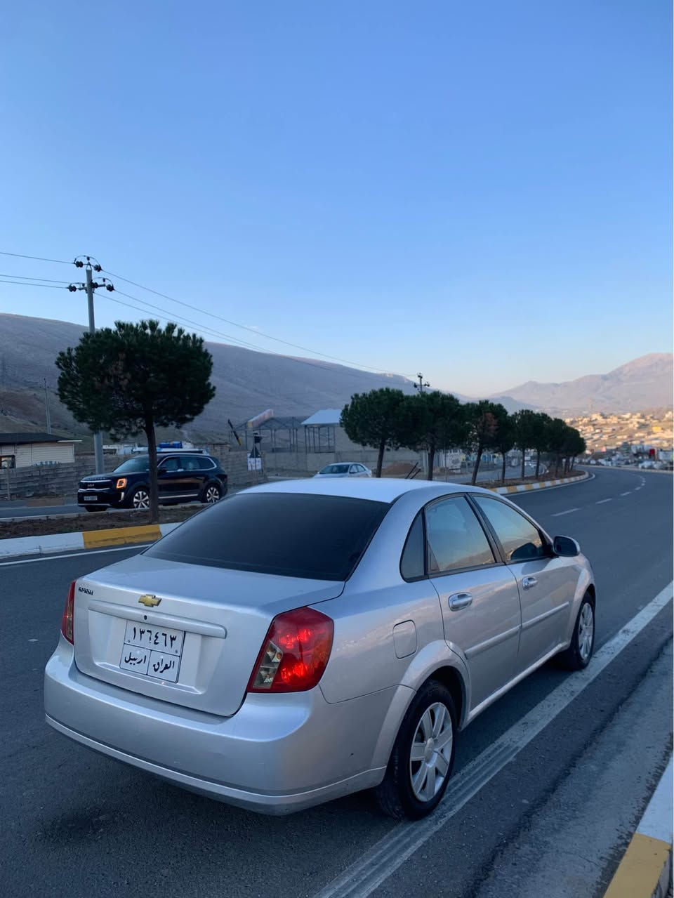 شۆفلێت سوزوکی مۆدیل ٢٠٠٨ رەنگ سلڤەر بێ سبوغە تەنها کەمەک تەزرەی هەیە ٣ شوێنی بچوکی تاعدیلە گێر تۆماتیک 
رەقەم تەلەفۆن:***********
شوێن:سۆران
نرخ:٦٨ مرغصور, أربيل
