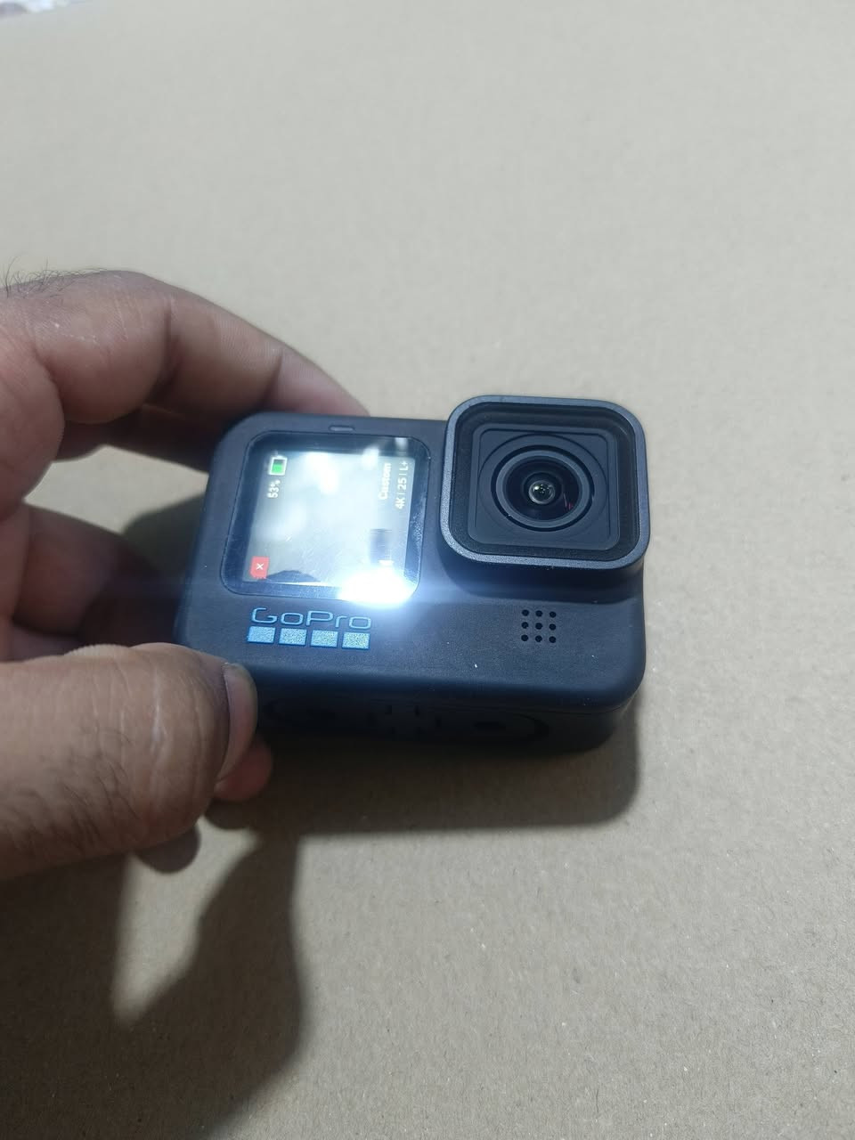 كوبرو 10 BLACK
تصوير 5.3K 60fps و4K 120fps
تثبيت قوي HyperSmooth 4.0
مقاومة مي لحد 10 متر
شاشة أمامية وخلفية لمس
معالج GP2 أسرع من 9
تصوير بطيء لحد 240fps بـ 2.7K
ممتازة للأكشن، السفر، والتصوير السينمائي الخفيف
الملحقات : بطاريه وشاحنه وقاعدة تثبيت وحقيبة
للتواصل (خاص)


**إذا كنت صاحب هذا الإعلان وتريد حذفه لأي سبب، رجاءا أرسل رسالة إلى الدعم الفني**