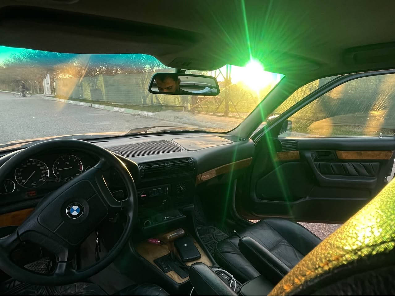 للبيع

BMW 525i 

موديل 93 

السياره مفوله من كل شي عدا سلايد روف (تنته) 

مواصفات✨

1.محرك كبس دجيتال المرغوب 

2.دبل ايرباگ 

3.دبل چكمچه 

4.الصبغ جديد للجماليه 

4.الرقم الماني جديد 

5.سنويه 29تنتهي 

6.رقم كركوك 

7.بطاقة بانزين 

8.السياره بلاد 

النظافه والجمال يحجي عن نفسه 

السياره گير ومحرك اوتوماتيك بلاد 

9.دواخل جلد اسود مطعم بصاج 

10.الكشنات تحكم كهربائي

11.السياره محدثه M 

12.بجم M

13.سبايدر خلفي رياضي M

14تبريد شغال ثلج بس القايش مالته مكطوع الغاز فول والكومبريسر شغال

15.برده خلفيه

16.مبدل راديتر وكاله جديد 

السياره كامله مكمله حادثها طخه بسيطه بالدعاميه مواصل الشاصي فقط لا اكثر 

تحويل مباشر باسم المشتري 

او تحويل وكاله عامه بعد استلام المبلغ 

السعر 65$ 

بيه مجال جداً بسيط 

للاستفسار اكثر 

رقم الهاتف *********** او واتساب 

او مراسله على الانستا eng._mody

#BMW #BMW93 #BMWi #BMWللبيع #بي_ام_دبليو Singapore
