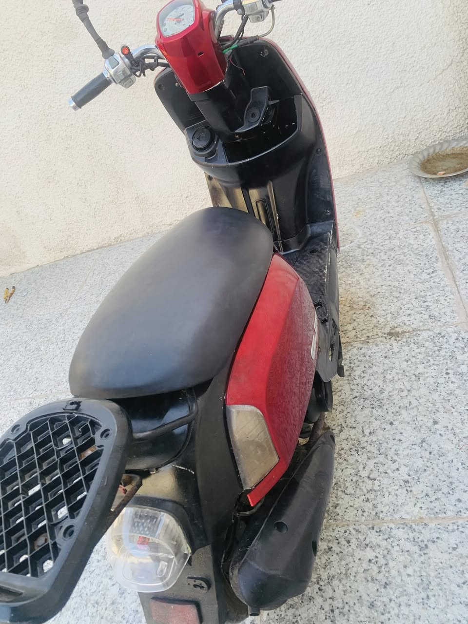 بوليسي للبيع دراجه يراد اله ترتيب كهربائيات باتري جديد هستوه شديته سعره 450 الف
***********

