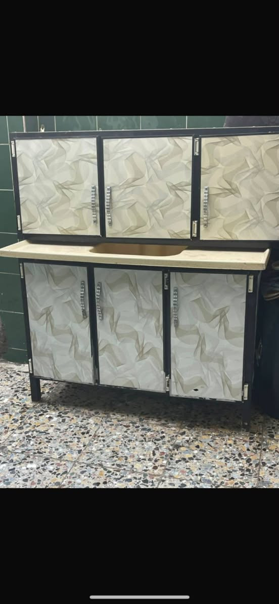 غساله صحون ال جي 250 غساله ملابس ال جي 14 كيلو 190 نص تخم 125 ميز طعام مرمر 6 كراسي 160 كاونتر 150 ثلاجه 150 دوشك 70 الاسعار وي توصيل مكان بغداد ***********
