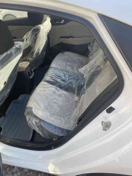 السلام عليكم 

اكسنت مديل 21 للبيع جديده بيه باب خلف لصدر بارد 

سياره فول موصفات 

مكان لسياره تقاطع درويش  

سعره 143 وبيه مجال 

***********
