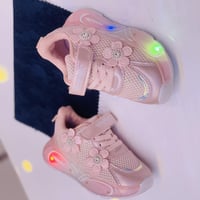 حذاء طفلة ضوئي • مقاسات ٢٦-٣٠ • كوت الهورة