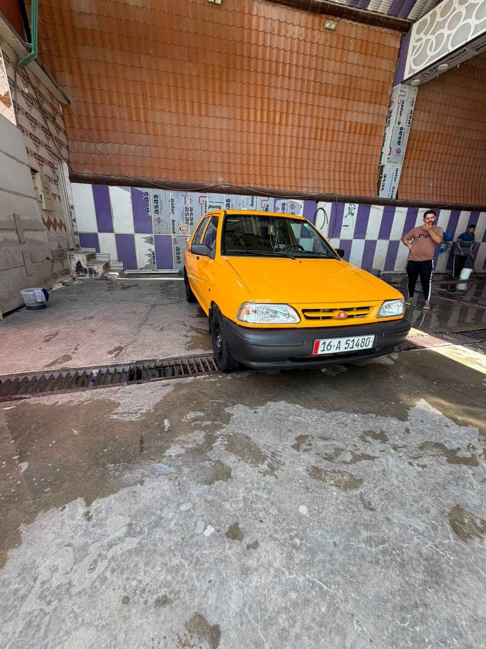 سلام عليكم سايبه  موديل ٢٥ 
بيع مستعجل هيه مفره وخرامات السياره جاهزه من كلشي بس اشغل وتوكل تنبيه هام السياره بيه بارد بل جوملغ الخلفي شبر والسعر ٧٣$ وبيه مجال الشرايع  العنوان الدوانيه ***********
