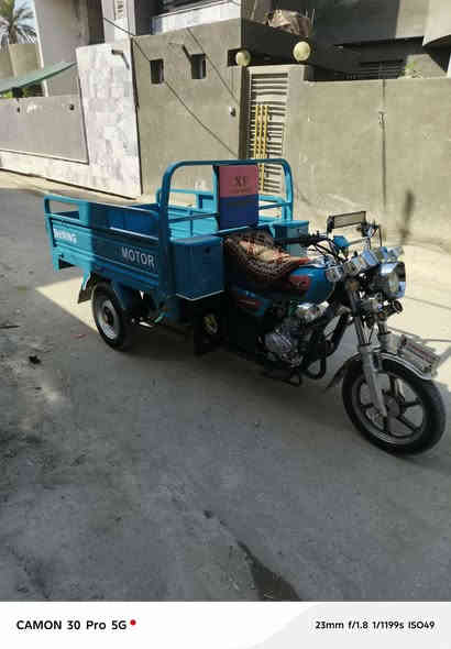 سلام عليكم ستوته للبيع موديل 2023 اوراق أصولي مكفولة كفالة عامه مكان بابل حمزه الغربي السعر 2500 وبيها مجال ***********
