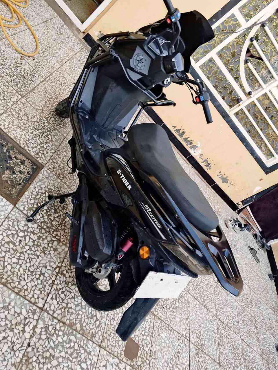 للبيع متوازي ع بيعه مديل 2024 كفاله
عامه دراجه كامله مكمله معايزه برغي 
تجي تفحص وتاخذه بلعافيه عليك ♥


**إذا كنت صاحب هذا الإعلان وتريد حذفه لأي سبب، رجاءا أرسل رسالة إلى الدعم الفني**