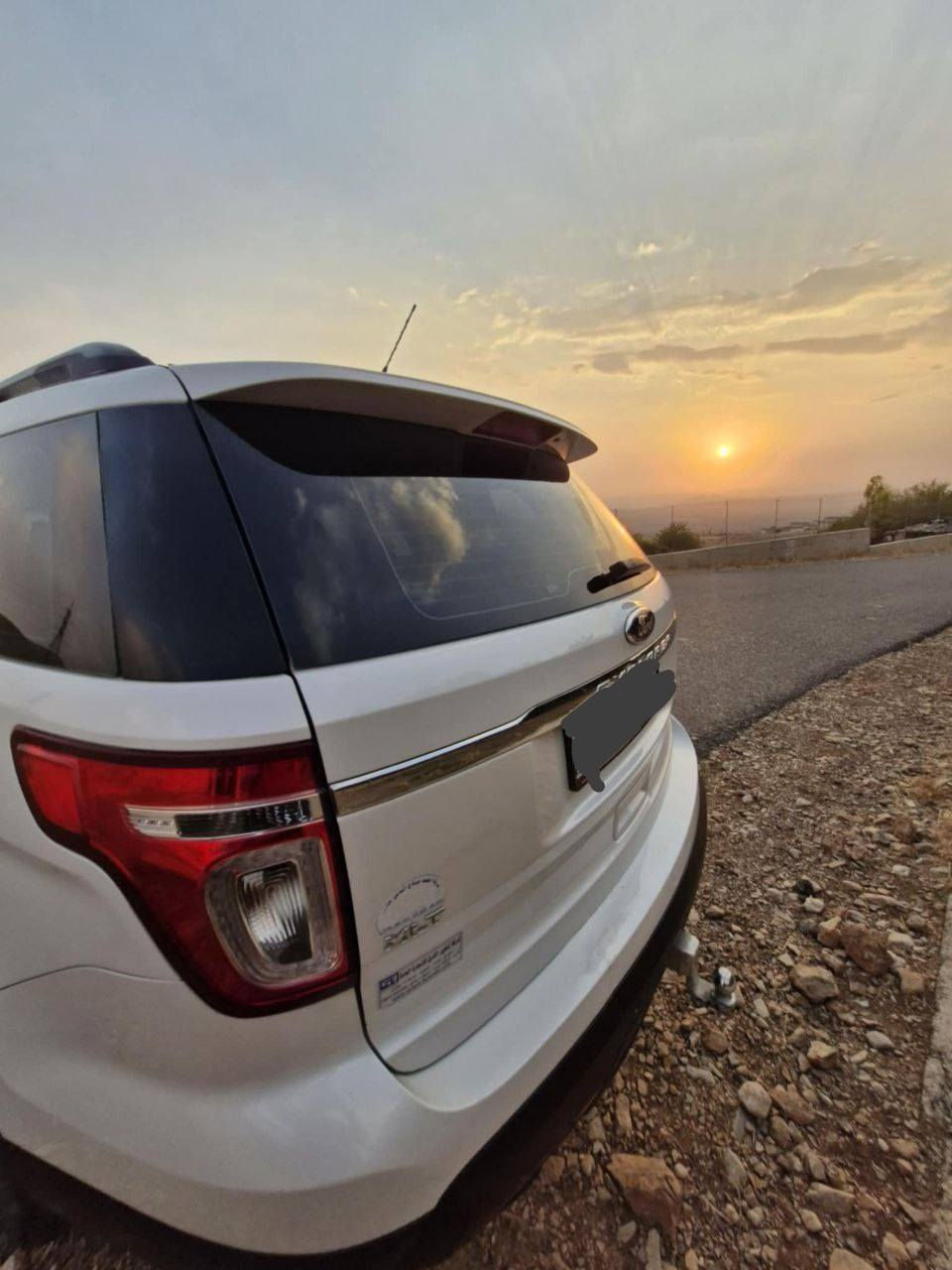 فۆرد ئیکسپلۆرەر  ٢٠١٣ -  Ford Explorer  2013
مۆدێل ٢٠١٣ ، شەریکەی نیڤا ، فول فولە XLT ، پانۆراما ، بێ بۆیاخە تەنها هەندێ وردە شوختی هەیە ، نرخ ، دەبڵ ئەکسل ، لایت زینۆن و ئۆتۆ ، ٥ مۆدی لێخوڕین ، تەبرید مەرکەزی ، تەحەکوماتی سەر سوکان ، نرخ 155 مەعامەلە

موديل 2013، شريكة نيفا،XLTفول فول بانوراما، بدون صبخ فقط عندها شوية خدوش صغيرة، معاملة، دبل أكسل، لايت زينون وأوتو، 5 موديات قيادة، تبريد مركزي، تحكمات السترن ، السعر 155 مجال 
☎️***********
