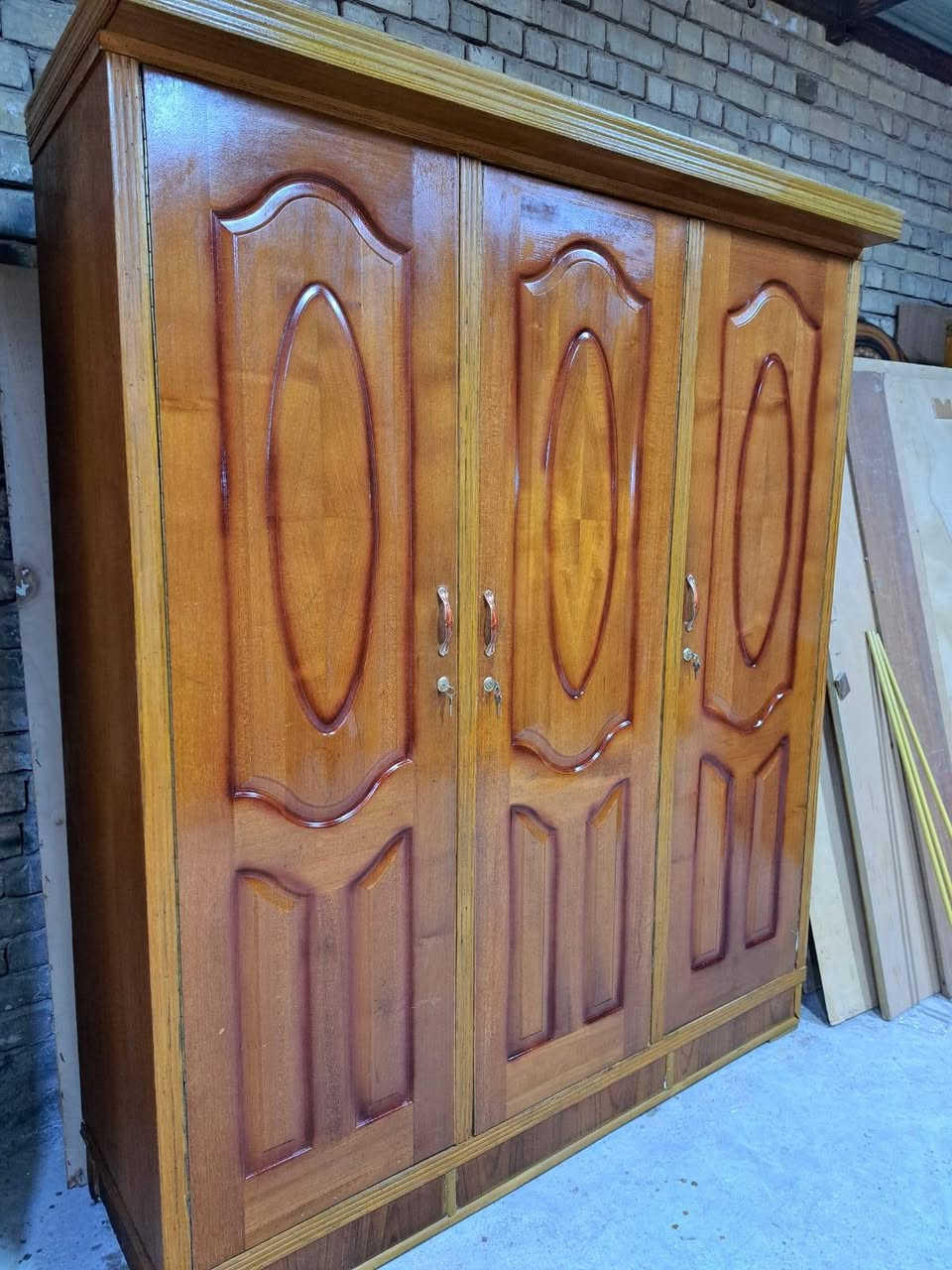 كناتير صاج نضيفات مابيهن اي اضرار الأسعار خاص 
يوجد توصيل لجميع مناطق بغداد بكروه


**إذا كنت صاحب هذا الإعلان وتريد حذفه لأي سبب، رجاءا أرسل رسالة إلى الدعم الفني**