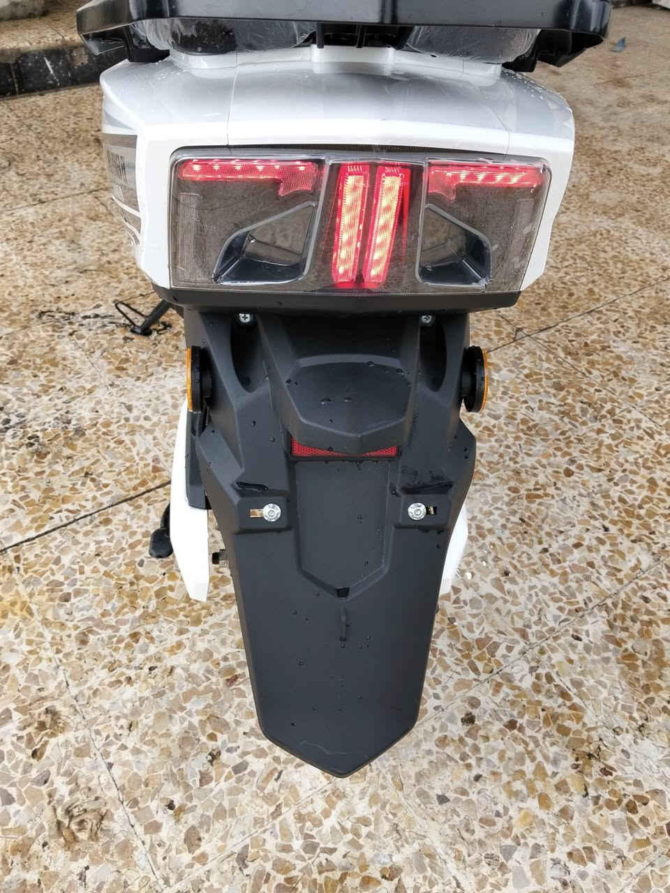 سلام عليكم
ماطور شحن مستخدم أقل 20يوم اخذتو ب 875

ابيعو 750جديد لوك بعدو سرعة 100مشحون مره وحده

***********

***********
