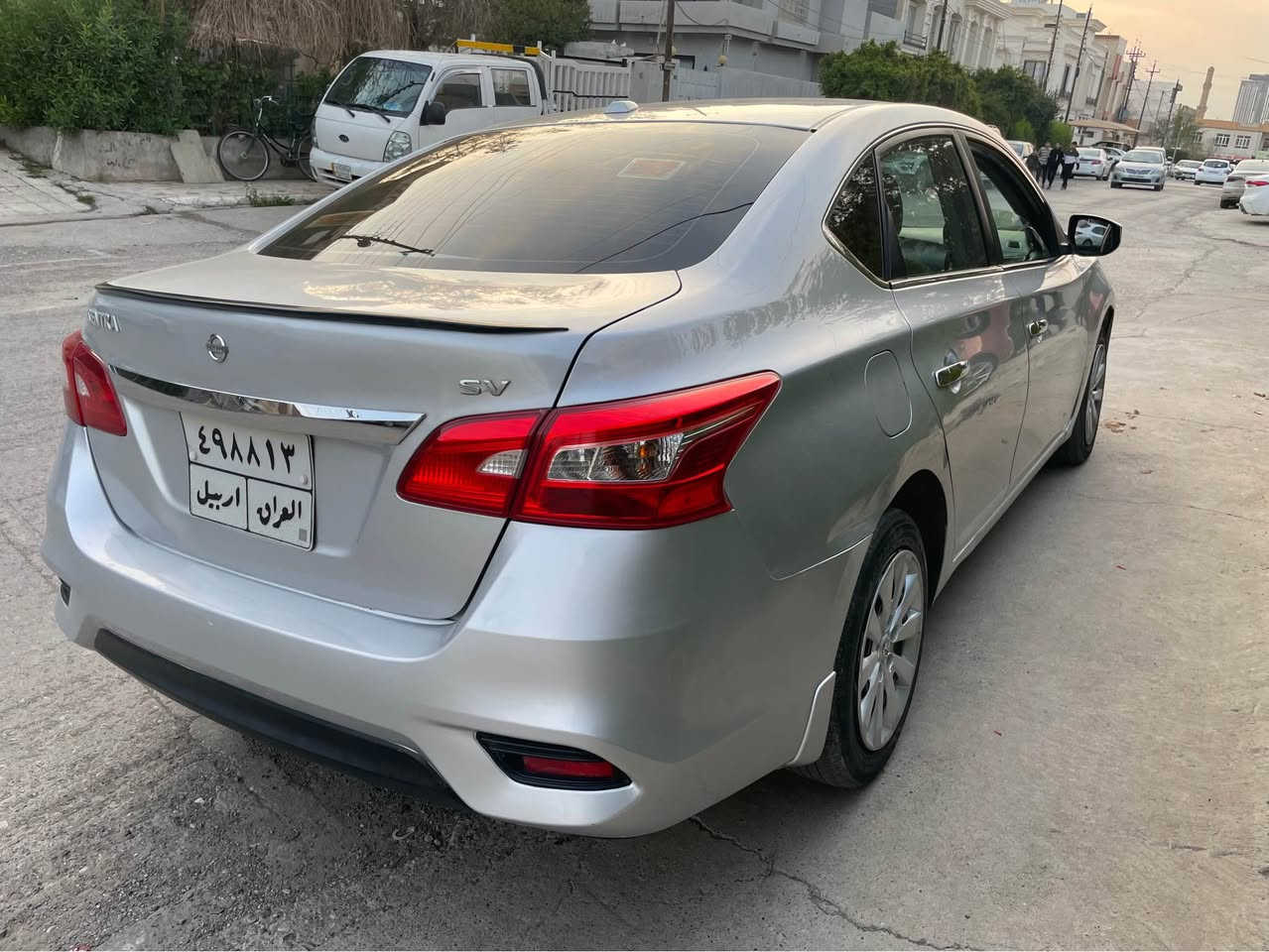 سينترا sv ٢٠١٧ سلفر
بةسمة شاشة و كاميرة
توماتيك و كوشين هيتةر
كيرو مكينة مةربوت بةشرت
سيارة زور توندو تول و جوانة
جواو بارجةو نيو سبوخ  
بشتي نية جةمبيكي خةفيفي بيشي هةية
رقم شانسي 3N1AB7AP7HY205399
سعر ٩٥$
*********** أربيل, العراق
