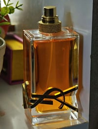 عطر ليبرا • أصلي • توصيل