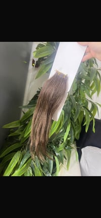 اشقر • طول ٣٦ • شعر طبيعي