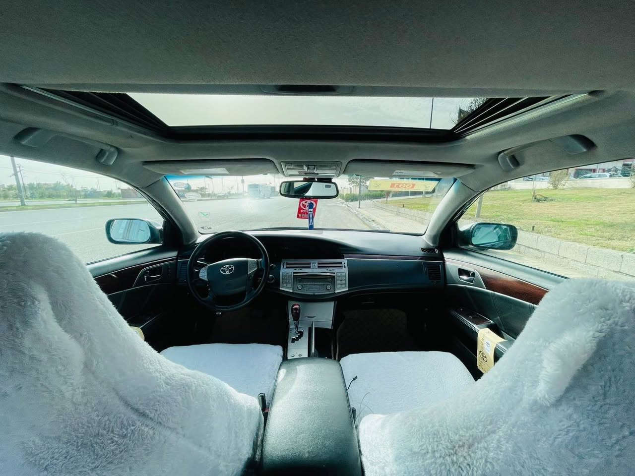 ئەڤەلۆن مۆدیل ٢٠٠٩ فول مواسفات ئەمریکی بەسمە کوشن جلد سارد و گەرم سلایت سەیارەکە نمونەیە لە جوانی ٤ پارچەی بۆیاغە گێڕ و مکینە بەشەرت نەکراوەتەوە سەنەوی تازەیە کۆبۆنی بەنزینی هەیە سعری ١١٠ وەرەقە مەعامەلە 
ژم *********** واتساپ كركوك, العراق
