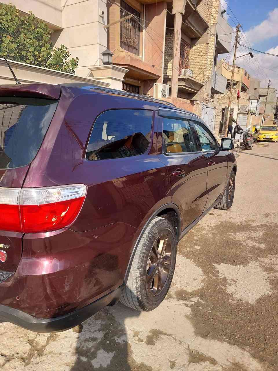 جيب دورنكو موديل 2012 خليجي بيهه صبغ بلباب الخلفيه والجاملخ الخلفي كدر شبر محرك 5700 فول مواصفات ومحدثه موديل 20 تخم تاير جديد باتري جديد تبريد كله جديد صدرهه جديد السياره حلوه رايدهه 175
بكان السياره بغداد زعفرانيه اي ستفسار على رقم الهاتف 
***********
وبيهه منضومه غاز جديده
