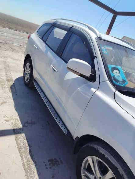 اسلام عليكم للبيع هونداي سنتافي 
موديل2011وارد خليجي 
حجم المحرك 6V 
7راكب 3 قطع تبريد 
رقم بغداد دولي جديد تحويل ثاني يوم  بسمي 
 سونار موجود بل منشور 
تخم تاير تبريد حداديه كير محرك كله  مابيها اي نقص 
السعر  (120$) الاستفسار اكثر اتصل (***********) عنوان السياره  ناصريه رفاعي 
 اخوان بيع و مراوس حسب القناعه
