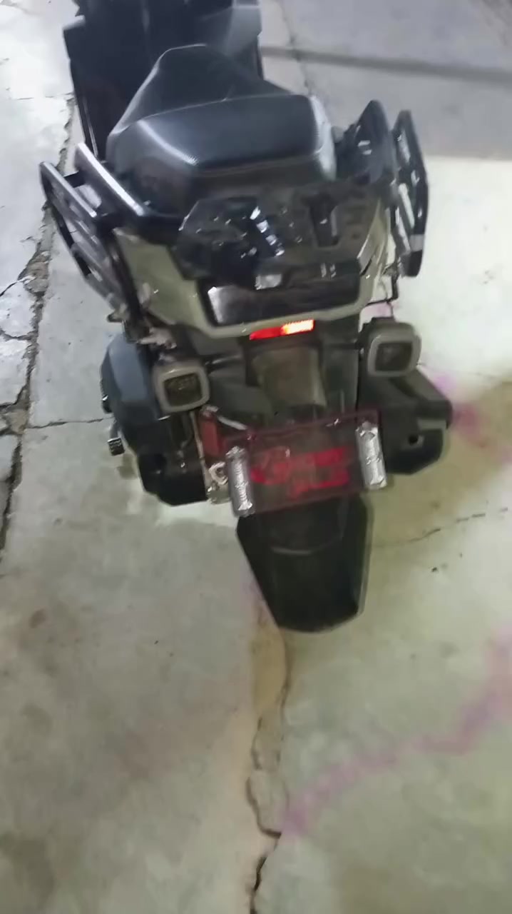 السلام عليكم دراجه موديل 24 كدام العين دير بانزين وطلع مثل ماواضح بلفيديو سعر 700 او مراوس شعندك نزل مكاني جمجمال لايوجد توصيل


**إذا كنت صاحب هذا الإعلان وتريد حذفه لأي سبب، رجاءا أرسل رسالة إلى الدعم الفني**