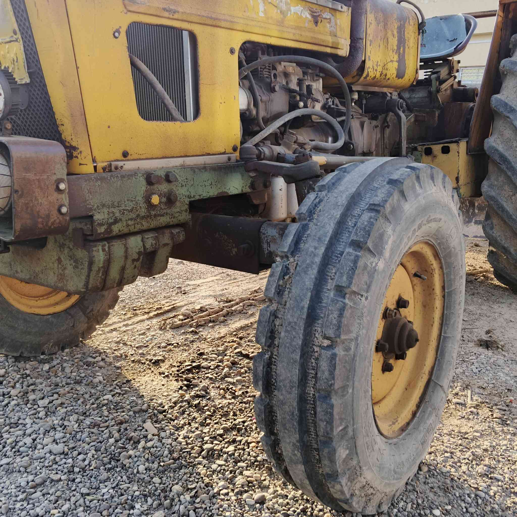 سلام عليكم مكينه 89 صفرة مكفولة كفالة عامة تخم تاير ورة وكدام محرك جديد لاتنقيص ولاتبخير من التبديلة للتبديلة مكان بغداد التاجي للاستفسار الاتصال على الرقم ***********//***********
