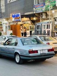 بي ام 730 • محرك 6 • رقم بغداد