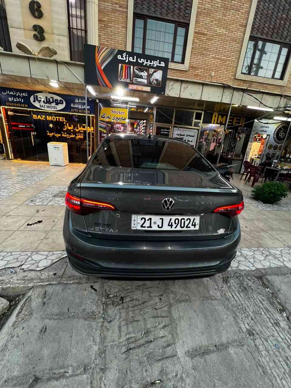 مديل ٢٤ ماشيه  ٣٥ الف بيه قطعتين بدون دواخل سياره جاهزه من كلشي كير مكينه صدر تخم تايل حداديه كله جديد 
سعر 145 وبيه مجال  ***********
