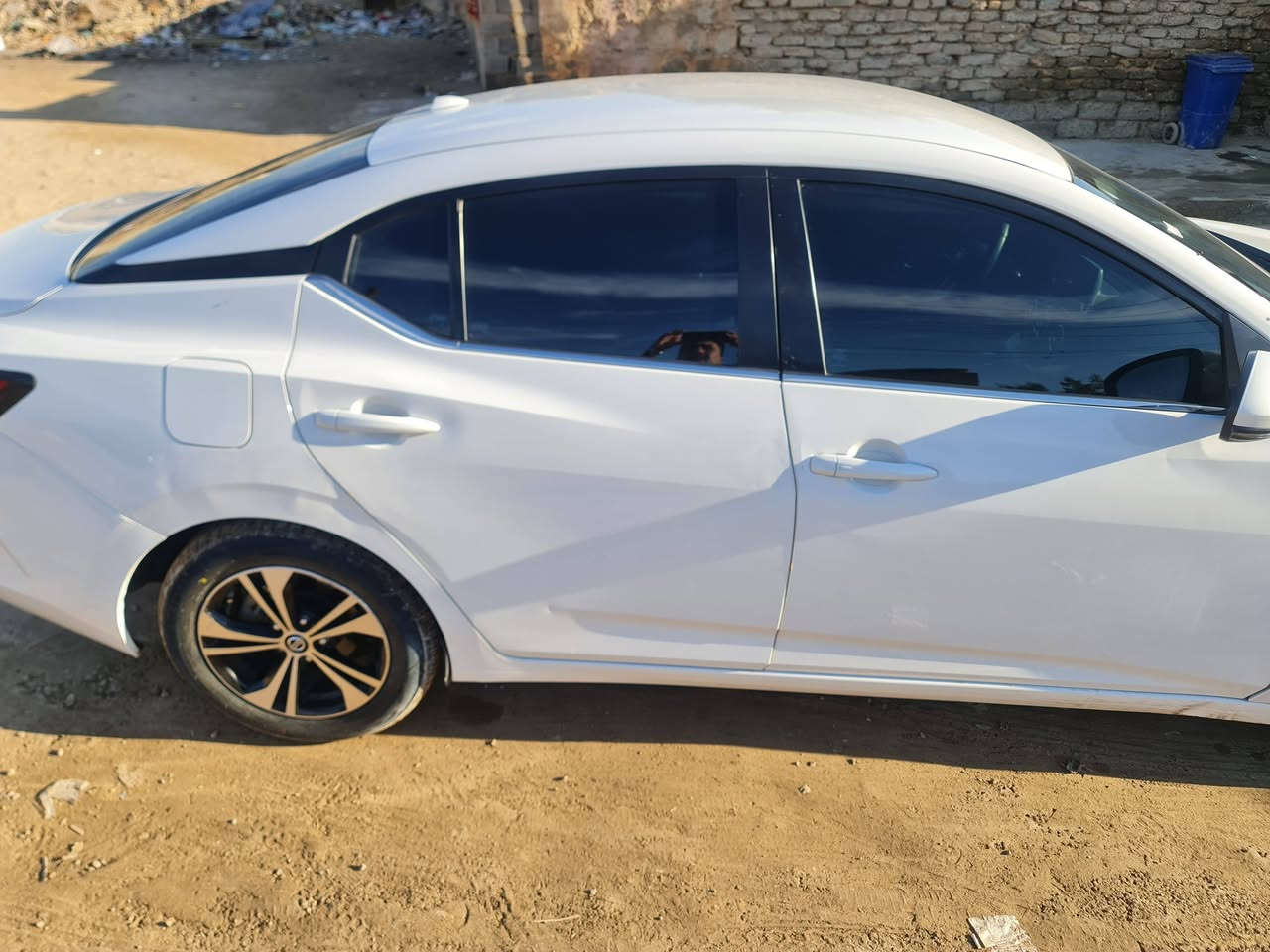 السلام عليكم  سيارة (سنترا23)للبيع عنوان  صلاح الدين سامراء رقم الهاتف ***********
