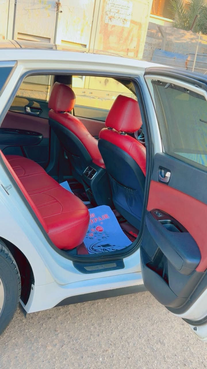 السلام عليكم
اوبتمه مديل 16 جيتي لاين خليجي 

فول فول 

رقم بغداد بسمي 

سياره جديده حيل 

منضومه غار بيه 

يعني سياره تشتغل غاز 

وبانزين 

مكاني بغداد 

رقمي ***********

سعر ١٧٠
