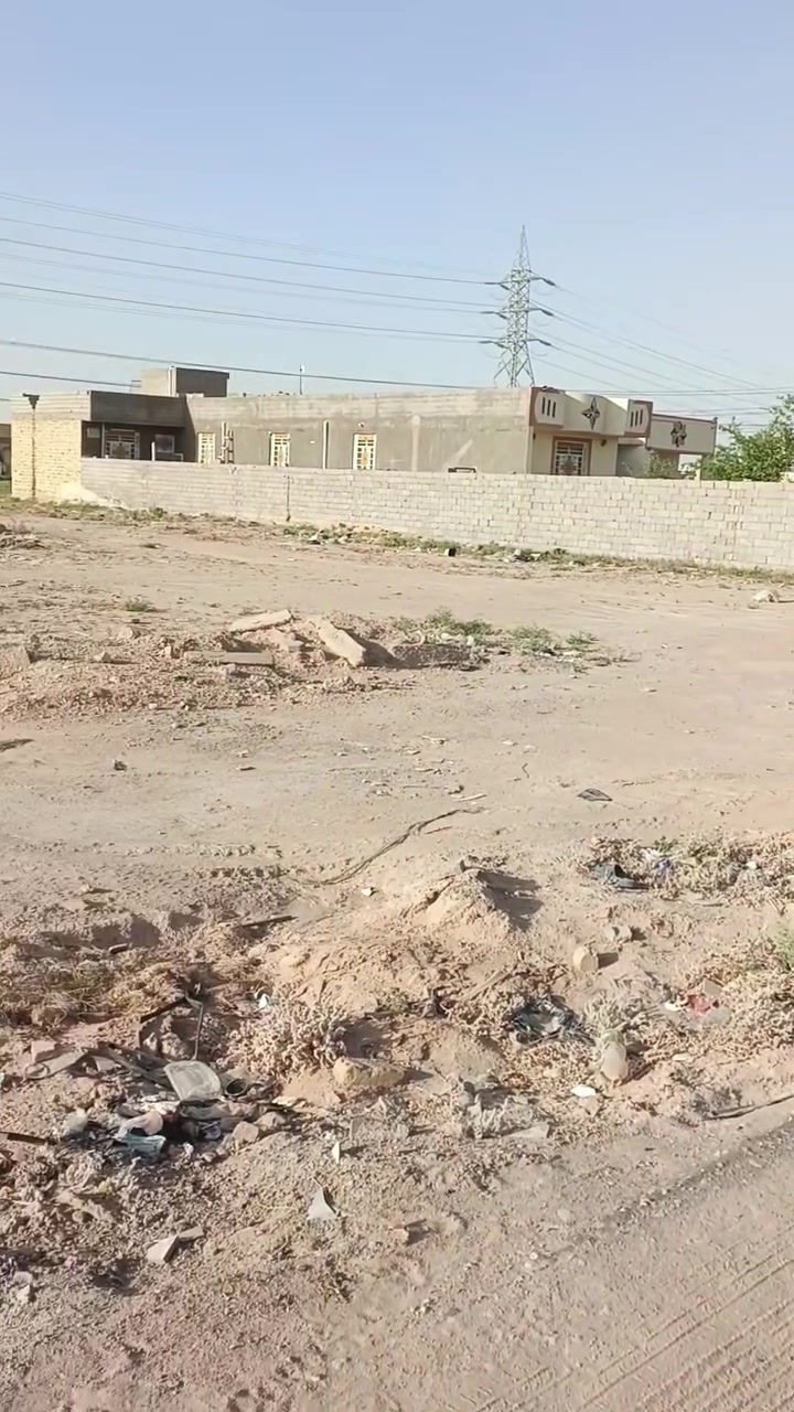 يالله دونم للبيع يتوفر كافت الخدمات ماء كهرباء مدرسة مستوصف العنوان النجف شارع كربلاء طريق يا علي عمود 151 السعر 45 مليون التفاصيل أكثر اتصل ***********

