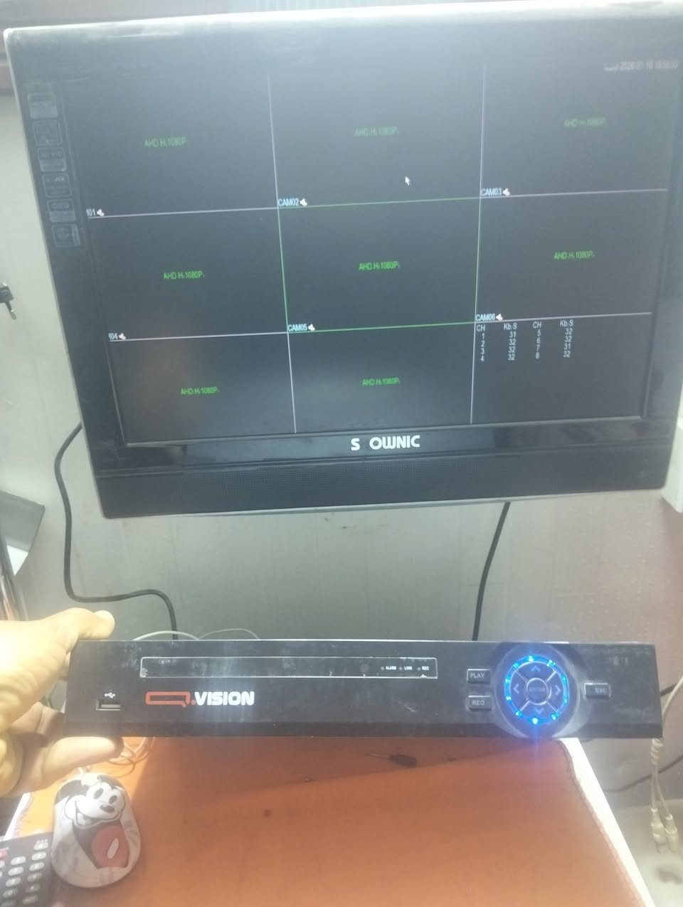 للبيع
جهاز فقط 8. كاميرات
25 الف 
بغدا د***********
