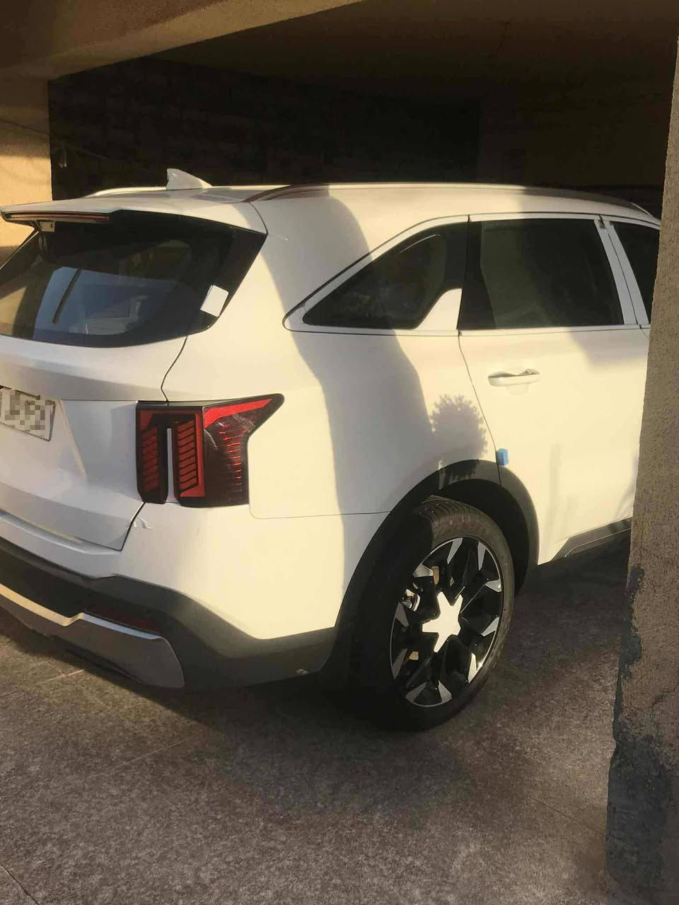 سلام عليكم سورنتو 25 مكفوله كفاله عامه رقم  بابل  الدولي اخت  زيرو  محرك 6 سلندر المواصفات  دبل كامره تاتو شو ويل 20 كراسي كهربائيّ جنطه كهربائيّ بصمه اريل افكيشن بردات خلفيه هند ابريك بصمه بعد بيه مواصفات سعر 332بيه مجال تلفون ***********
