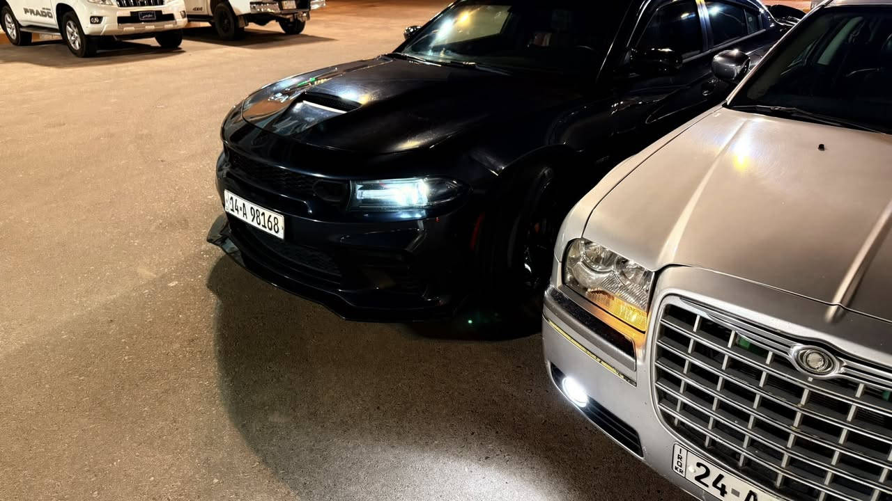 جارجرRT
5700
كفاله عامله وبيها ربع جاملغ صبغ 
والدعاميات والبنيد تحديث وايد بدي بدون نفخات
ماشيه 123 الف كم
والسعر 182 وبيها مجال 
الرقم***********
