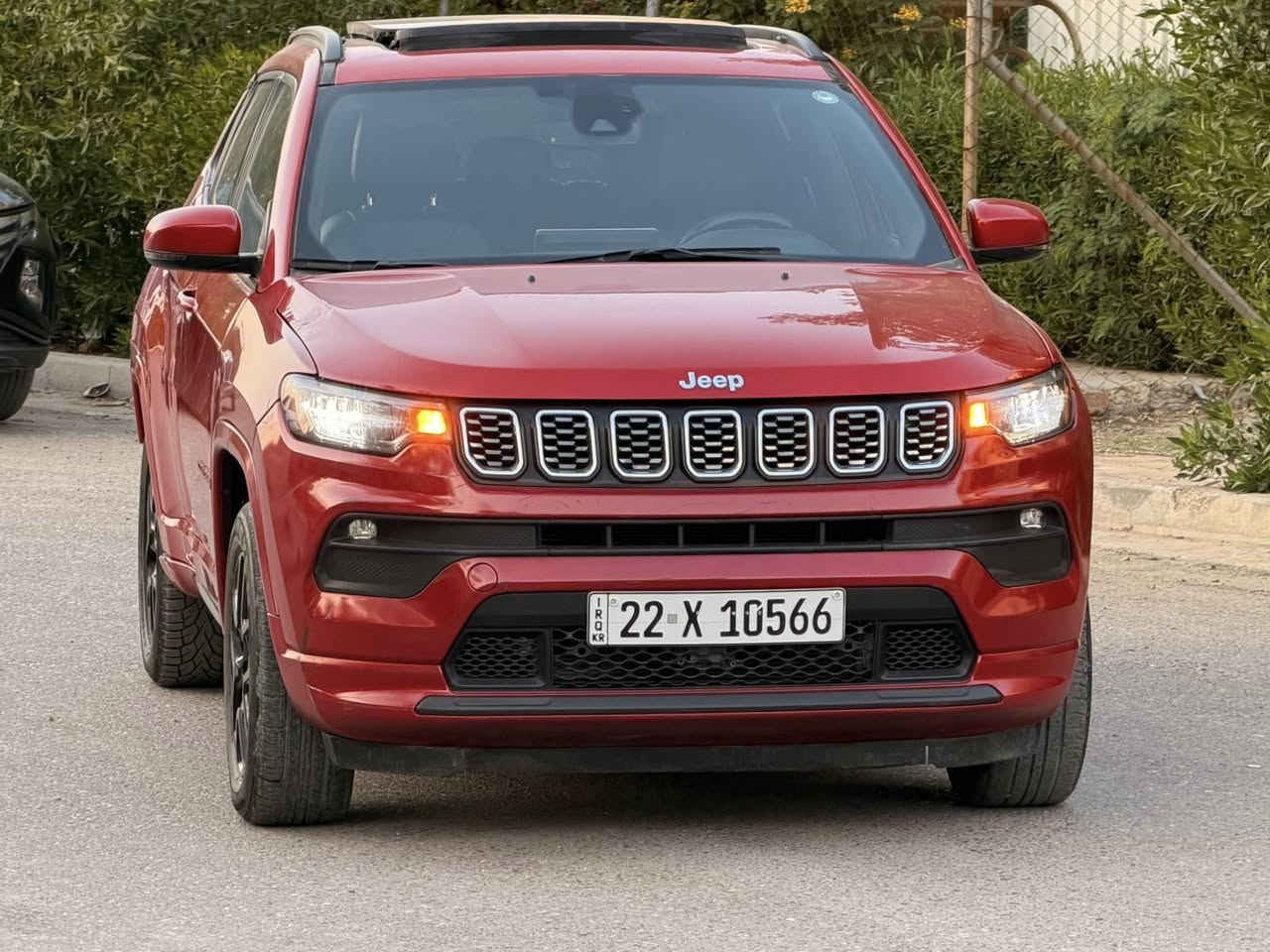 جيب كومباس ٢٠٢٢ 

•الرقم: اربيل

السعر 138

لون احمر 

ماشي ٢٢ الف ميل و قابل للزيادة 

•المواصفات : فول ١/١

▪️بصمة

▪️بانوراما

▪️المحرك: 2.4 (اربعة سلندر) مكفول

▪️لايتات زينون اصل مع حاجب LED مع كشافات دعامية زينون

رادار جانبيه 

كشافات ليليه 

فورويل 4X4

▪️كامرة خلفية 

▪️حساس خلفي

▪️حساسات ورادارات الاجتياز الجانبية
      (نقاط عمياء)

▪️كشنات السيارة جلد اسود اصل مطعم 

▪️تدفئة لكشنات المقدمة

▪️شاشة الدشبول حجم كبير

▪️تبريد قطعتين امامي وخلفي

▪️سايد بريك دكمة

▪️سستم صوت

▪️تحكم ستيرن جهتين بلوتوث وحاكية وكروس سرعة وتحكم صوت 

▪️نظام ABS مانع انزلاق

•الضرر: صبغ جاملغ وجنطه وبيه بارد بنيد وجاملغ  
مكفولة من الشاصي. رقم الشاصي بالصور 

 المكان بغداد زيونه  

الاتصال: ***********
