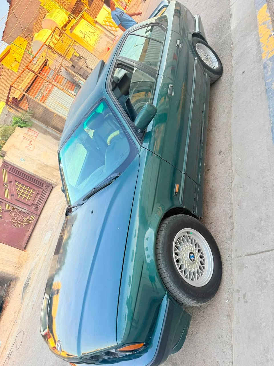 540 اصل فول سياره رقم بغداد بدون ضربه فقط مصبوغه سياره جاهزه بيع ***********
