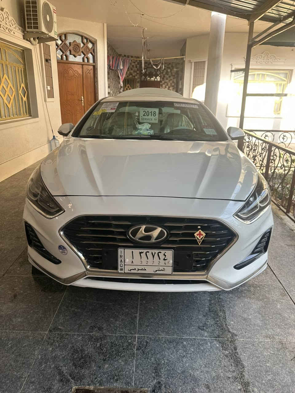 سوناتا 2018 سيارة وارد اميركي    سيارة نضيفة و حلوة. مواصفاتها معروفة. رقم مثنئ مشروع وطني الرقم النكليزي. باسمي  مكينة وكير خير من الله ترايك وان ماتريد  غرفة جديدة من تلبيسة كشنات من دوشمة   دبل ارضية   تخم تار وتخم ويل ويلكب كلهن جدد  سيارة متعوب عليها.  صور الحادث موجودة السعر 135 وبيها مجال شي قليل  العنوان البصرة المطيحة قرب سيد عدنان  الرقم ***********
***********
