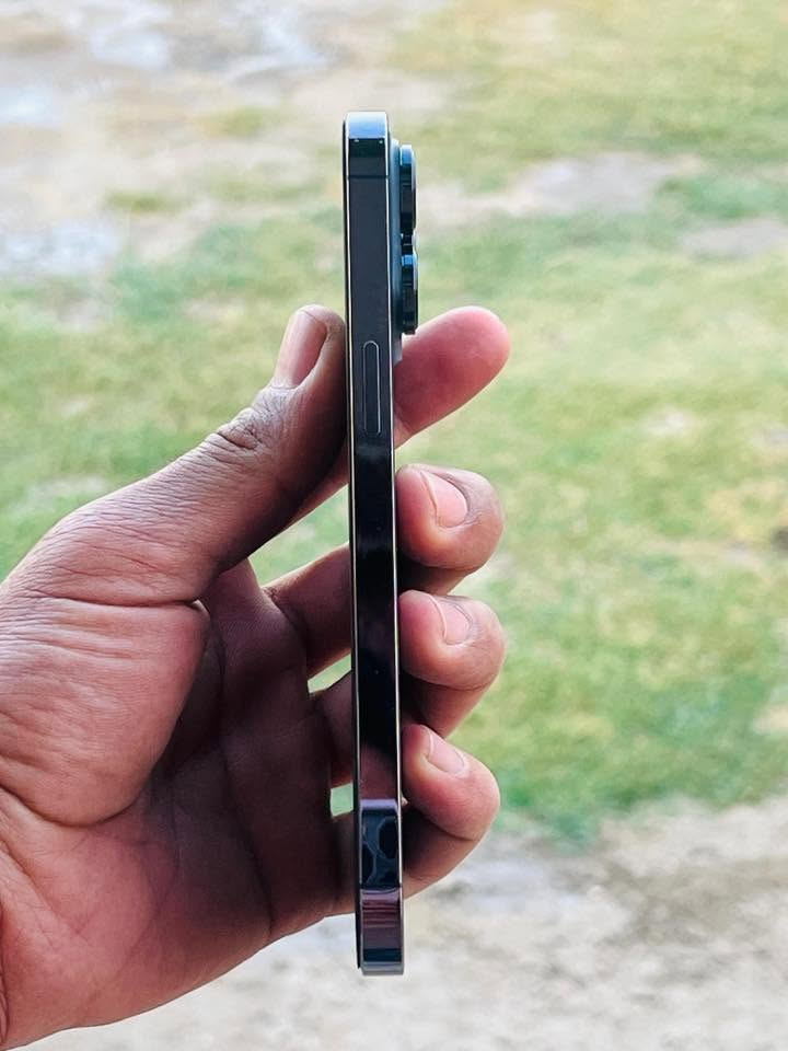 اخوان سلام عليكم
14برو ماكس شرق اوسط 256ذاكرته بطاريه 🔋83جهاز مكفول من فتح وصيانه اي شبي ع وضع الشركه قسما بالله ع إيد بنيه مال طالبه نضيف جدا كلشي بي شغال شخط مابي تجي تفحص وتشوف بعينك كلشي ماوياه لاكارتون ولا شاحنه بس كيبل مالته الاصلي سعره 875وبي مجال بسيط مايعجبك اعبر المنشور اخوان مكانه بابل قرب سيطره الآثار خاص مفتوح وخط بي واتساب ***********
