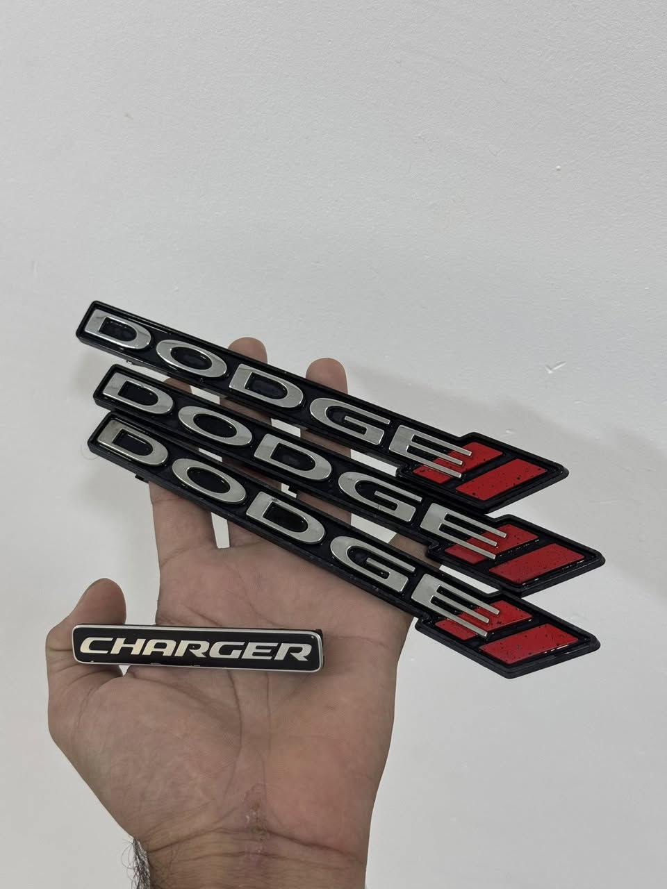 متوفرة علامة الشباك الأمامي شعار دودج ✅
 • أصلية تفصيخ نظيفة 🔥
 • توصيل لكل العراق 🚚
 • السعر بلاش: 25 ألف فقط + 5 توصيل 💸

العدد محدود ⏳
اللي يريده يراسلنا أو يتصل فوراً 📞

علي موبار


**إذا كنت صاحب هذا الإعلان وتريد حذفه لأي سبب، رجاءا أرسل رسالة إلى الدعم الفني**