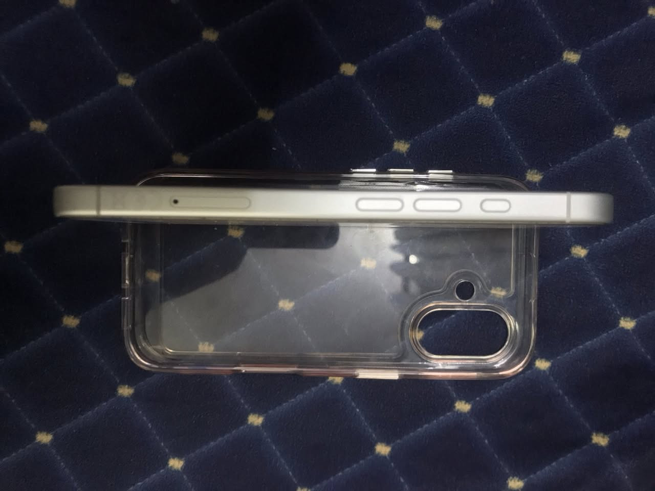 ايفون ١٦ عادي بطارية ١٠٠٪؜ مشحون ١٥ مرة
جهاز لون ابيض على وضع الشركة لامفتوح ولامبدل بي شي وكلة نورمال وغراضة وباكيتة موجود
الجهاز بي مشكلة انو مايتفعل ومقفول من شركة ابل
ابيعة على وضعة الي يستفاد منة كقطع للتصليح ينطيني بي سعر
للاستفسار:
***********
