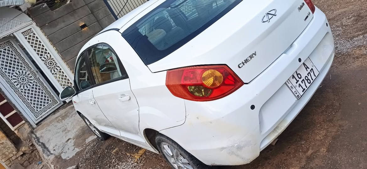 السلام عليكم .. شيري فلاوين موديل 2013 رقم قادسية بأسمي
مكفولة من الضربة والصبغ 
جاهزه بدون نقص .. السعر 43 
العنوان الديوانية المركز .. ***********
