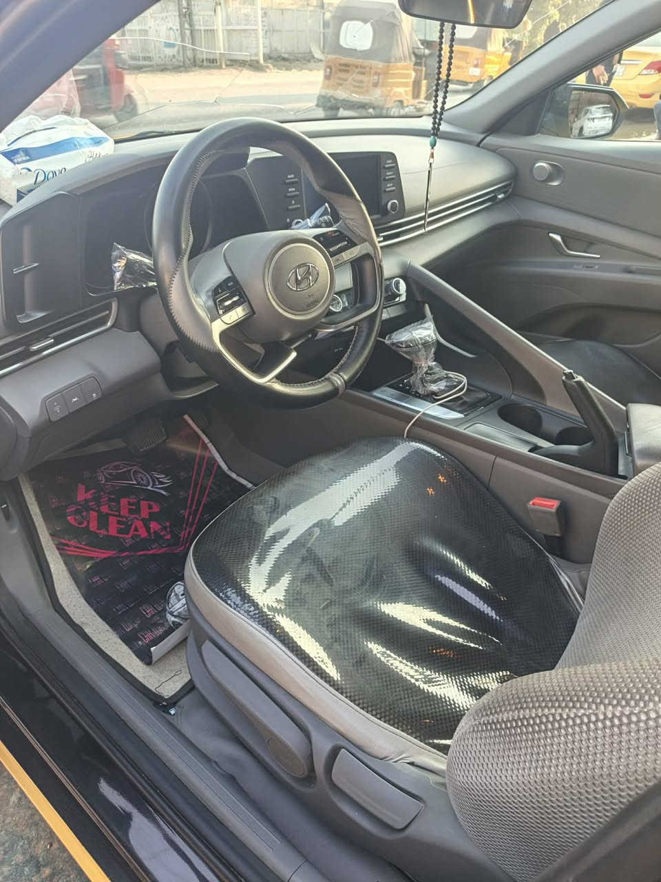 السلام عليكم الانترا 2022 وارد امريكي حادث كما موضح بلمنشور بدون ايرباك بصمة تشغيل بصمة أبواب اشاير ترحيب توقف ذاتي رادارات تحكمات كامرة دوارة مكينة وكير كفالة ماشية 83 ألف ميل
السعر 150 وبيها مجال مكاني المدينة 
***********
