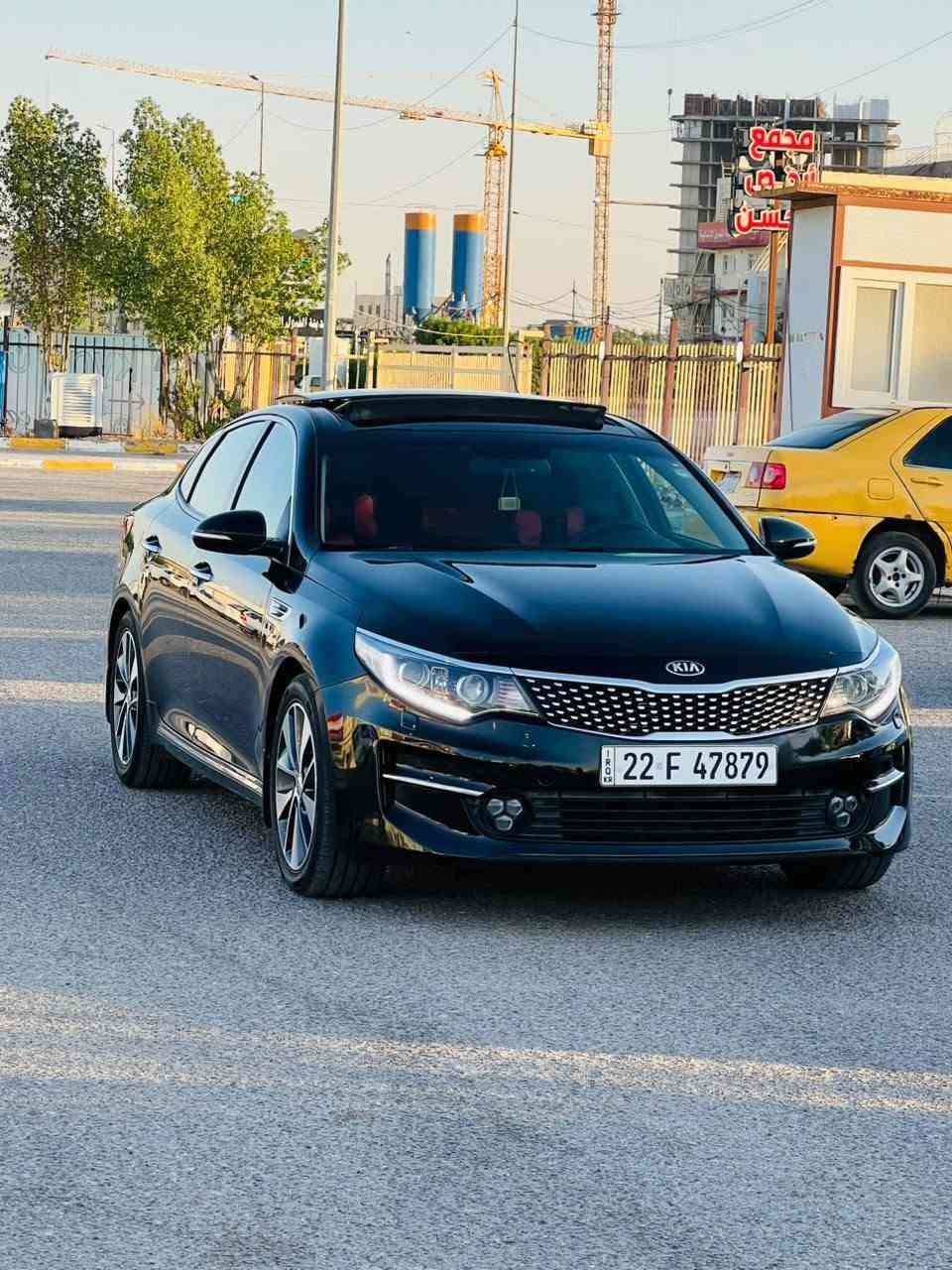 الي يريد نضيف وجديد اوبتيما جديده كلش و بلحقيقه احلا
كيا اوبتيما 2016 خليجي وكالة مواصفات Vip

شتريد مواصفات بيها  السيارة على وضع الشركة بلاد 
موديل 2016  كفالة عامة من كلشي 

ماشية 83الف حقيقي وقابل للزيادة وشرط الفحص 
محرك 2400 دوش كفالة من حطت الاصبانه 
كير كفالة بشرط اوتماتيك عادي 
3 وضعيات قيادة sport //normal//eco
بنوراما على طول السيارة  سقف اسود 
كشنات جلد 
كشنات متحركة +خزن ميموري كشن السائق 
الكشنات الامامية تدفئة 
حساسات من كل الجوانب 
كامره    مرايات شفط 
شاحن لاسلكي للتلفون 
تبريد قطعتين مناخ منفصل ثللج 
بردات خلفية بلادية 

لايت متحرك دوار  مع الاستيرن 
السيارة وياها بصمتين 
رقم أربيل باسمي  وكاله او تحويل وهزة جديدة  ماتكلفك كلشي جاهز 
كشنات مدوشمة بلاصل جلد  

اخوان السيارة جديدة وبلعافية عل الياخذه باقية على وضع الشركة ممفتوح بيها اي شي 

ماتعجبك عوفها لا تباوع عليها اعبرها ممجبور تحجي او تنطي رئيك 
واذا عجبتك تجي تأخذها وانطيك عيوني هم 

للأستفسار. ***********
