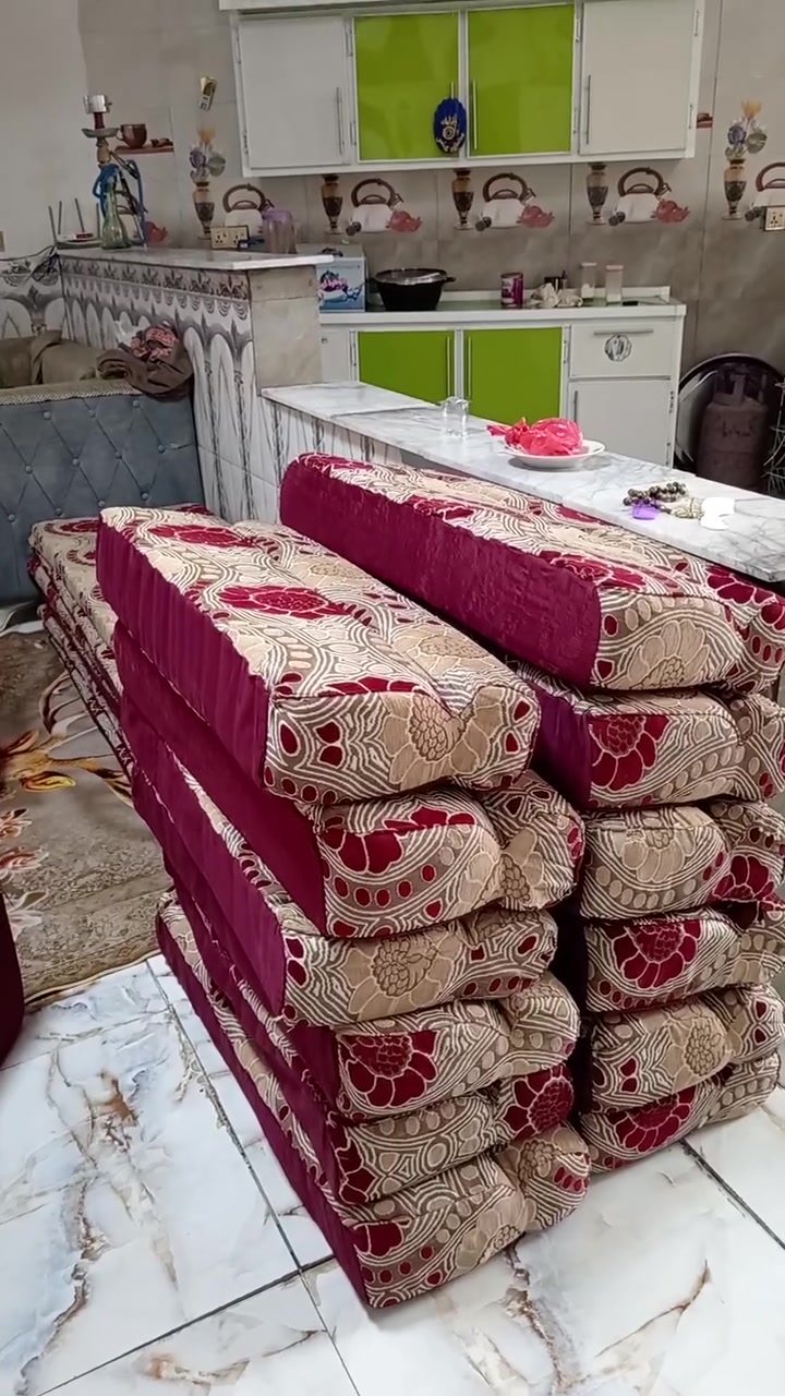 بيع سريع بلاش
جلسه عربيه ٧دواشك ١٤متر.نظيفه جدا
السعر ١٦٠مع للمجال. ***********
الحر سواده مدرسه للحسام
