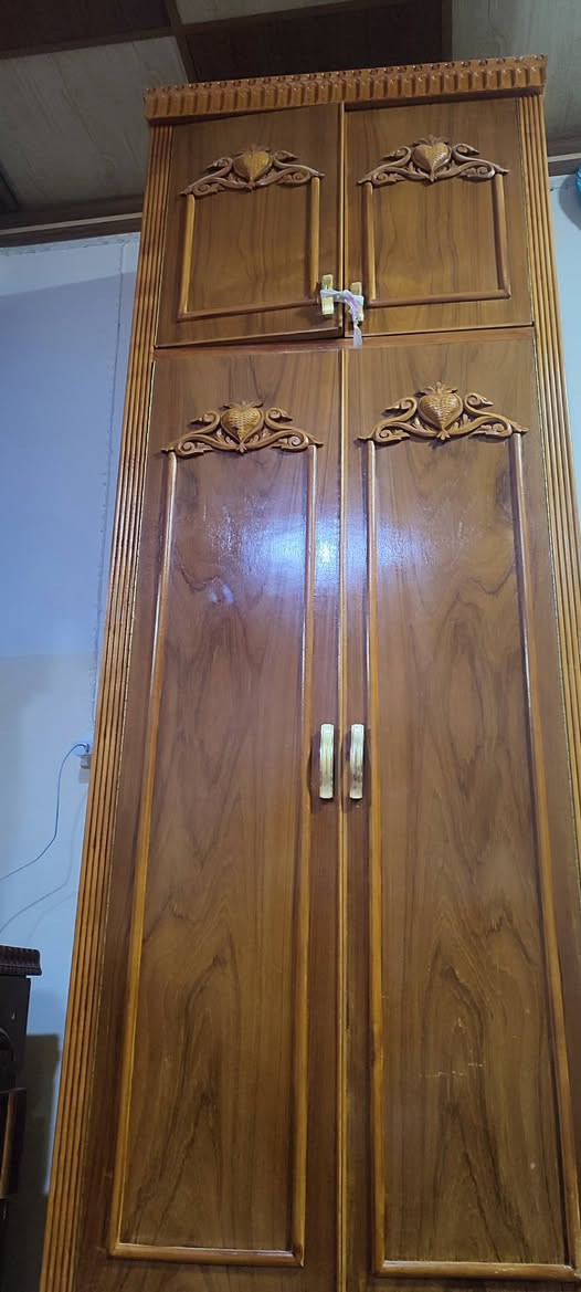 الغرفة النوم البيع  السعر استفسار  ***********
