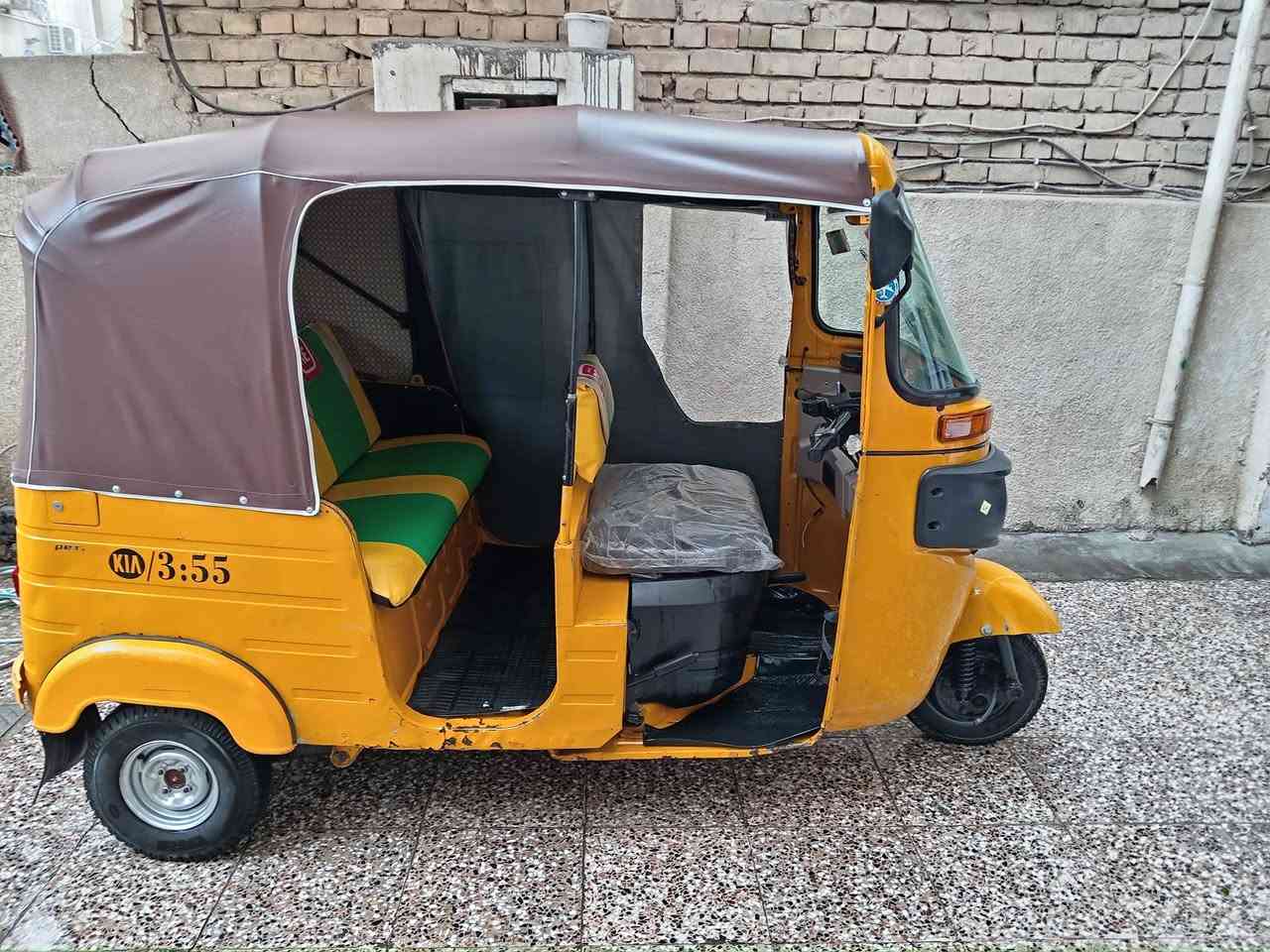 تكتك للبيع نهايه ٢٠١٩ محرك مكفول أوراق كامله هزه وصولات كامله مال مرور باقي بس تسليم المعامله تخم تاير جديد مكاني بغداد للبيع سعر خمسه ملاين ***********
