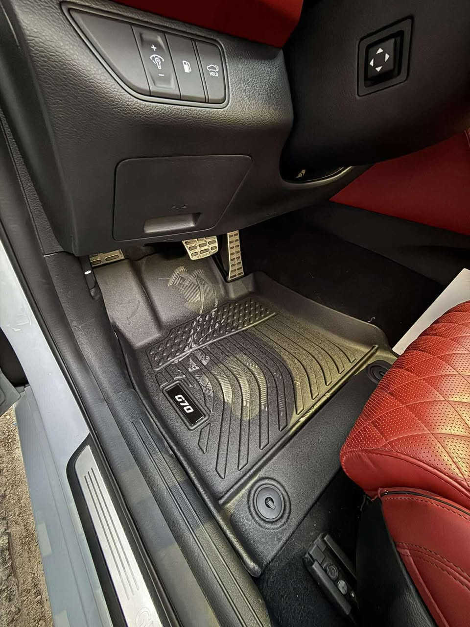 شباب قطع اخيرة عليهن خصم
70 الف مع التوصيل 
الي يحب يحجز دايركت او واتساب
***********
*** الوجبة الجاية نهاية شهر الثالث ✅
تحياتي لعشاق الجينسيس❤️❤️
