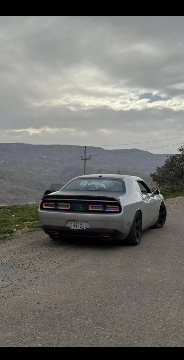 جالنجر rt موديل ٢١
مكينه 5700 
اويل كاتش كان
دبات موبار سود
بوابات كتم صوت
برمجة سيفتي وكت اوف يم غيث السراي 
بك لايت متغير ع التلفون 
شاشة كار بلي وسط
تايرات خلفي نيتو سمي سلك 305
عليها منظومة غاز ١٠٠ لتر جديدة بس فاصلها ممشغلها تكدر تشغلها يم اي ورشة صيانة للغاز 
سيارة كاملة بدون اي نقص 
عبوة فيول بمب جديدة
مروحة دبل جديد
بلكات ريسنك
ضربتها صفحة الصدر
ابيع مصبوغة حزام
رقمها اربيل 
السيارة كلش حلوة وناصبة 
مكاني بغداد حي الجهاد
سعرها 165 وبيها مجال 
***********
