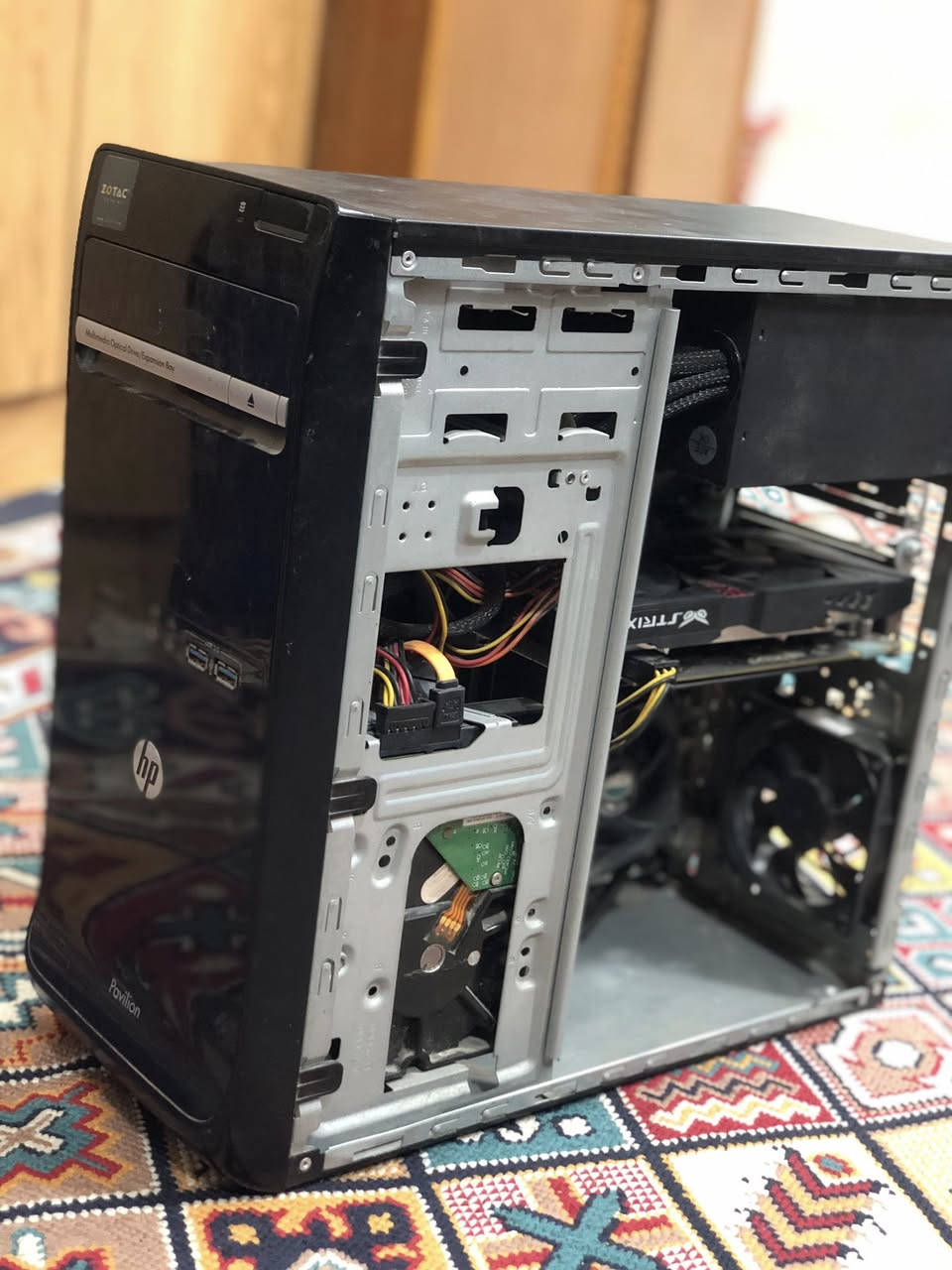 السلام عليكم 
كيس للبيع سعر 140 الف
مواصفات
i5 جيل ثالث
رام 8
كرت شاشه gtx 960 strix oc 2gb
هارد 500hdd
بور سبلاي 750w
وياها كيبورد وماوس كيمنك وسماعه
رقمي ***********
مكاني ميسان
