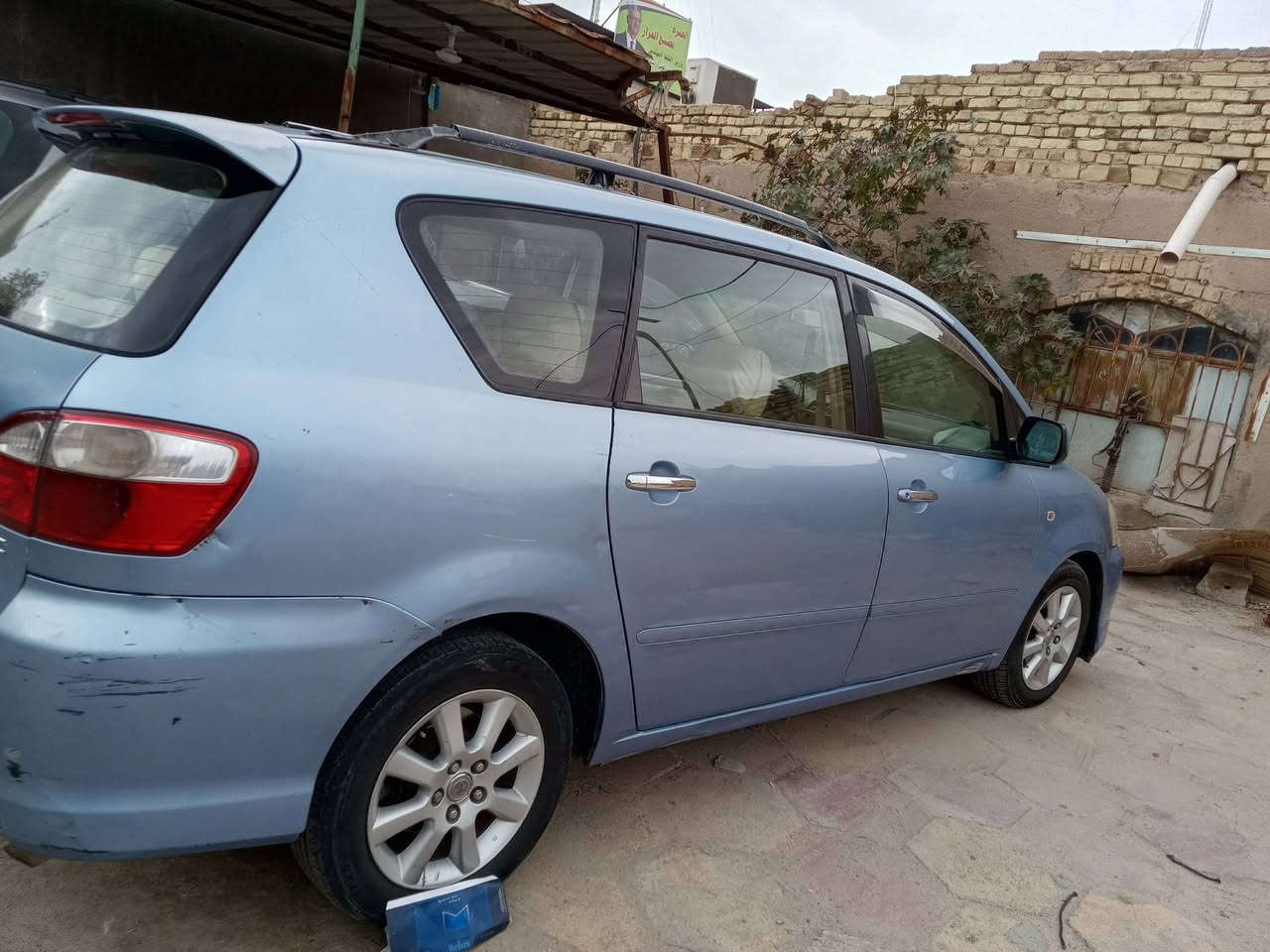 السلام عليكم ورحمه الله وبركاته للبيع ابصم تايوتا موديل 2005 محرك 4سلندر في في تي وكير جداد وحداديه وتخم تاير دواخل بيجي تو ويل سياره كفاله من الصبغ
لايت زنون كهربايات ابلاد سرعته ابلاد 220 اصل السعر 107وبيها مجال العنوان البصره سوق حطين*********** الشراي يتصل ونشالله خير
