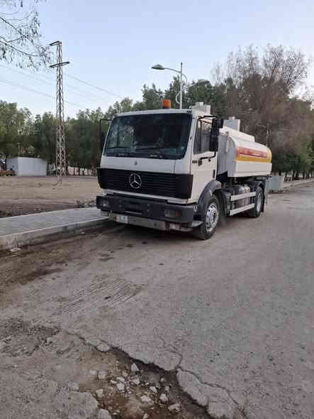 مرسدس تنكر وقود حموله ١٠الف نظام الجي بي اس سياره جهازه سحب دفع عدد سمنتي امريكي بكره و صونده ٤٠ متر سياره جهازه كبل للشغل رقم انكليزي سياره بأسمي *********** السعر ٢٧٥ مكاني بابل الحله
