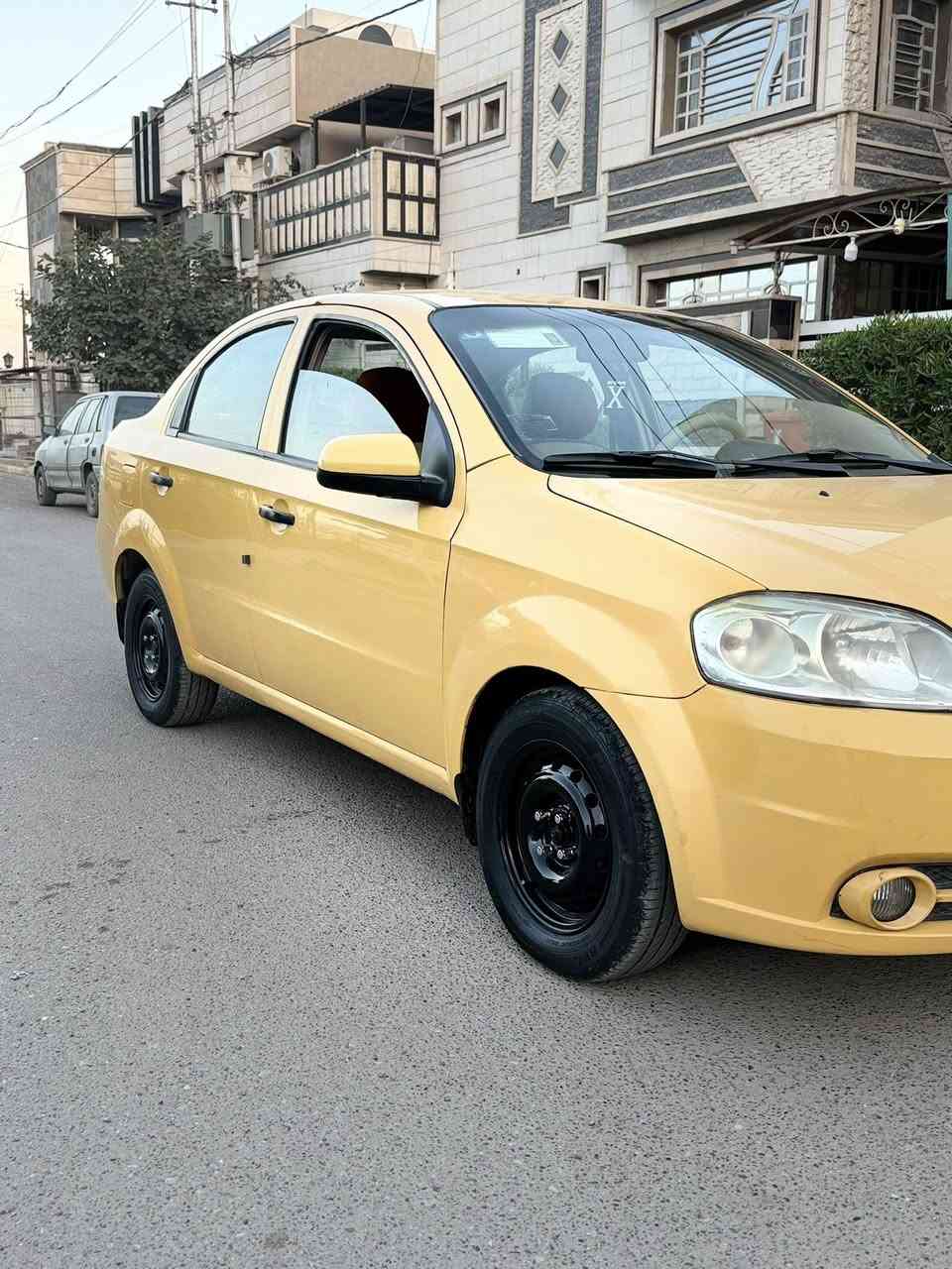 سلام عليكم
افيو 2011
شركه عامه 
كير مكينه كفاله 
محرك مفتوح المغروب 
صدر جديد 
السنونار مرفق بل صور 
عارضه 62 وبيه مجال 
مكاني البياع 
***********
